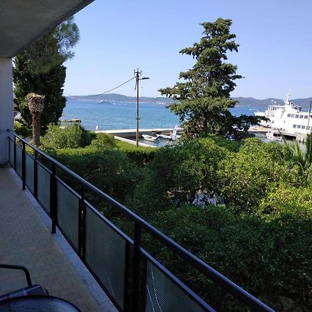 Amazing Seaview Apartment With A Balcony Near The Beach - Kneza Trpimira I Zadar Exterior photo