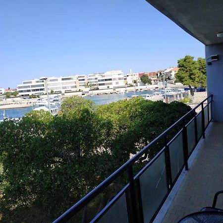 Amazing Seaview Apartment With A Balcony Near The Beach - Kneza Trpimira I Zadar Exterior photo