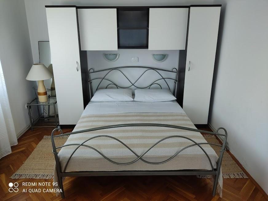 Amazing Seaview Apartment With A Balcony Near The Beach - Kneza Trpimira I Zadar Exterior photo
